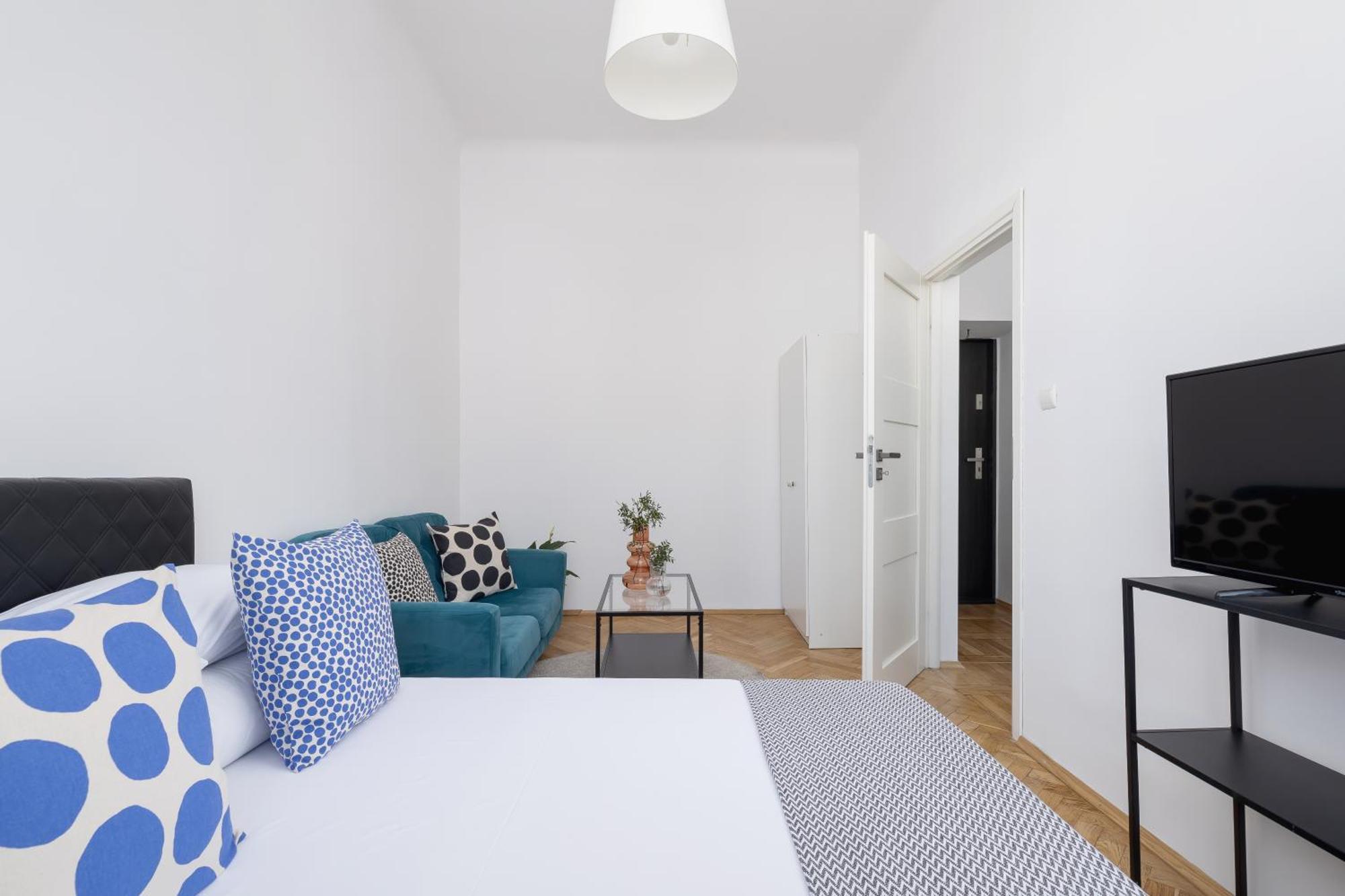 1-Bedroom Apartment - 65 Dluga Street Krasków Exterior foto
